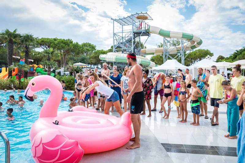 piscina villaggio turistico